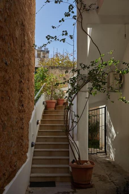 Appartamento The Sunny House Atene Esterno foto